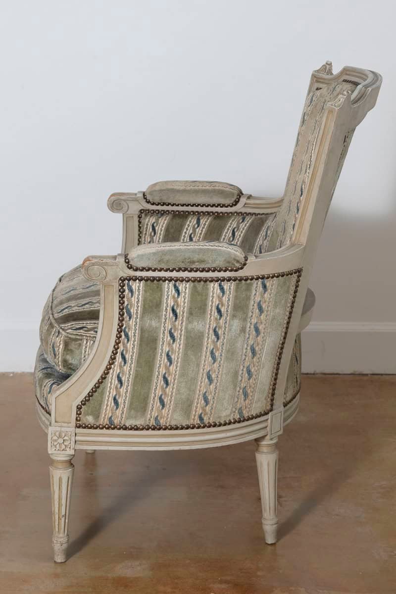 Pair of 20th Century French Bergeres - JAA