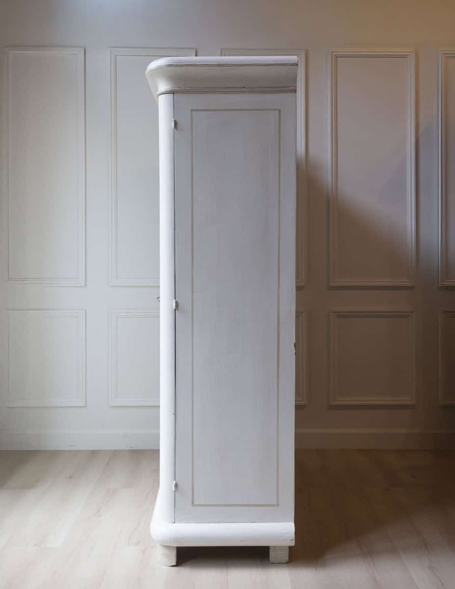 Lacquered Wardrobe With 2 Doors - JAA