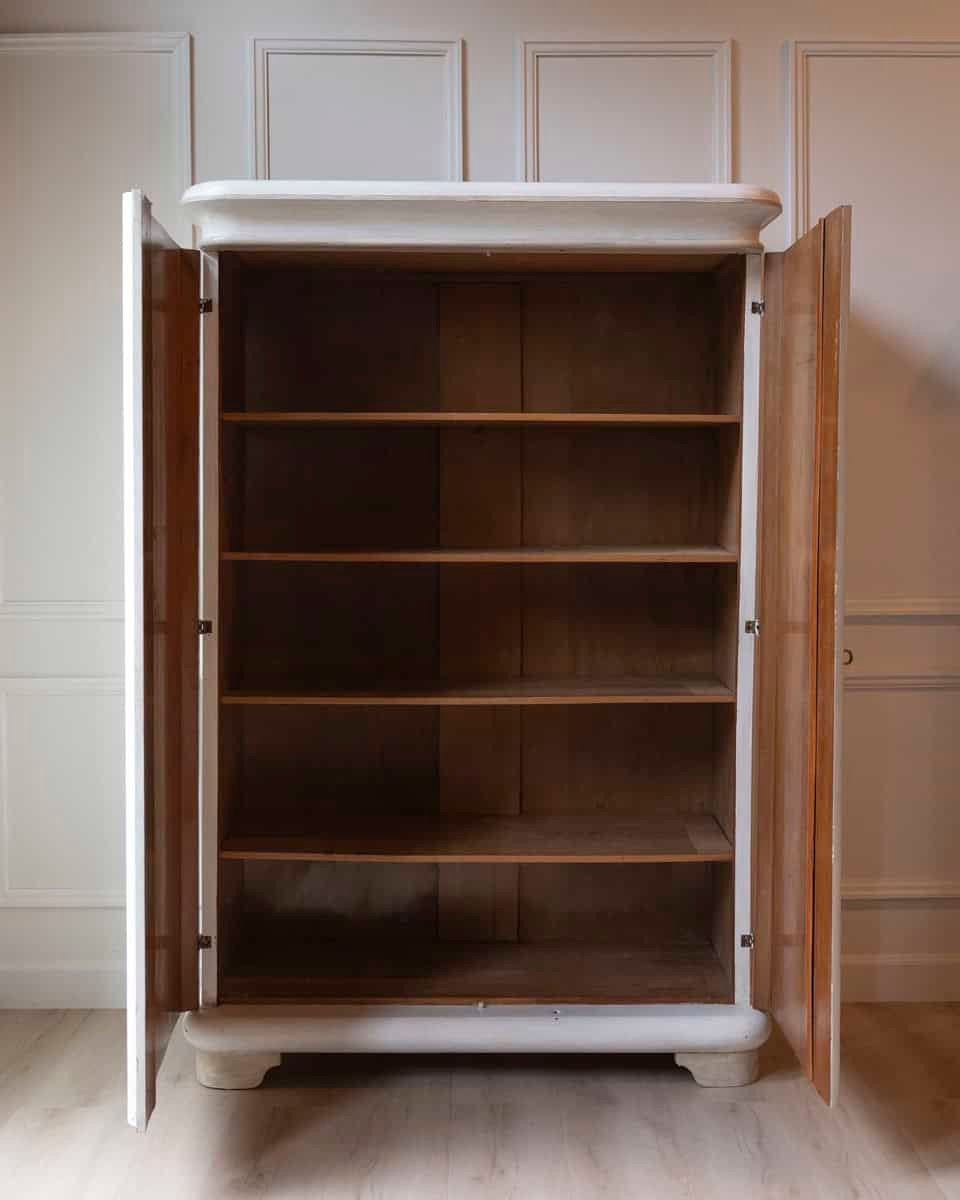 Lacquered Wardrobe With 2 Doors - JAA