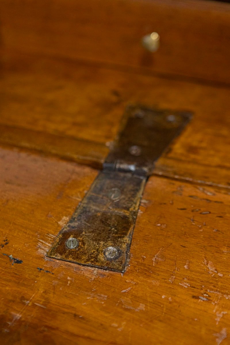 Italian 18th Century Walnut Slant-Front Secretaire with Ash Inlay and Marquetry - JAA