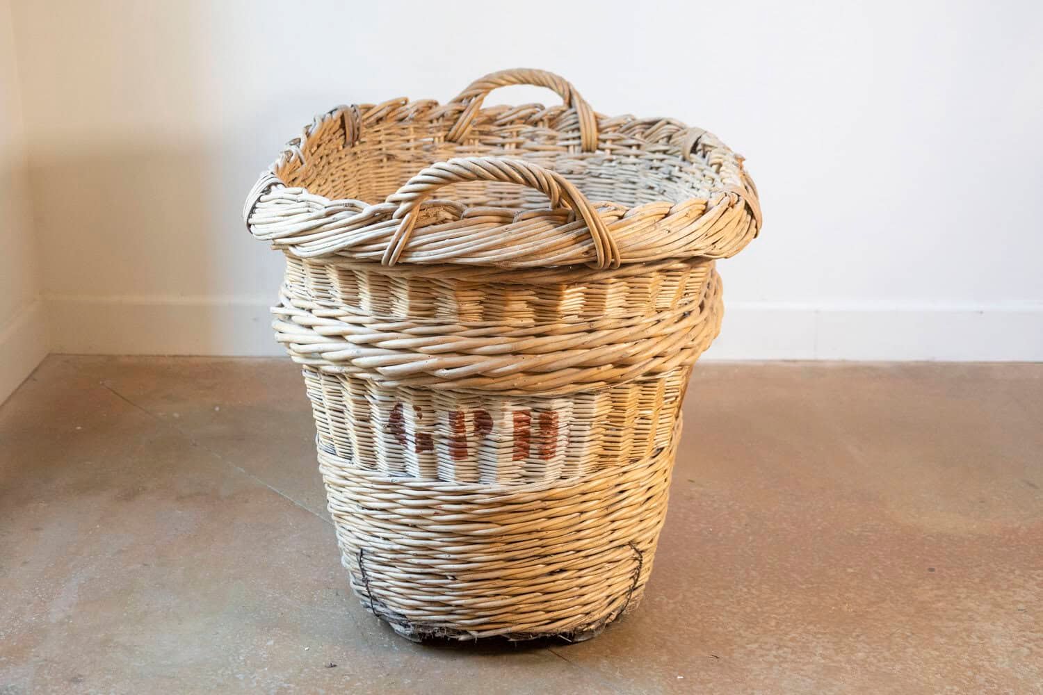 Early 20th Century French Wicker Grape Harvesting Basket - JAA