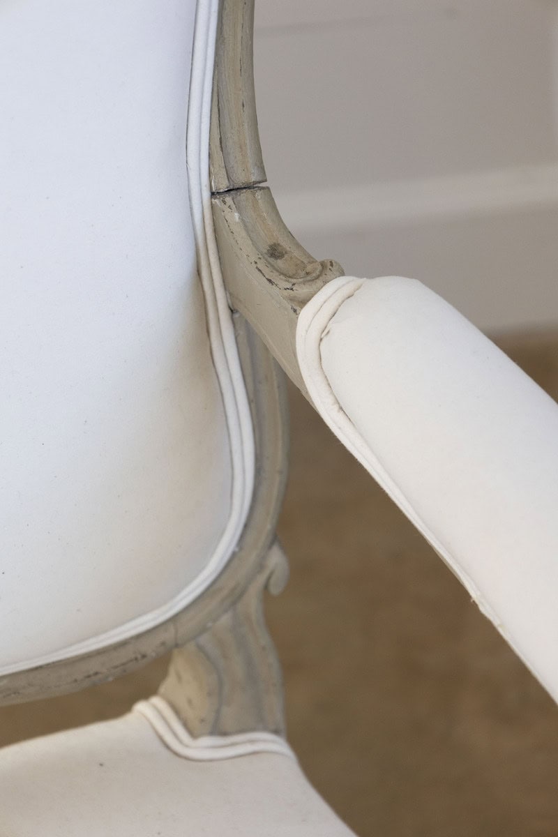 Pair of Napoléon III 1850s Painted and Upholstered Armchairs with Carved Flowers - JAA