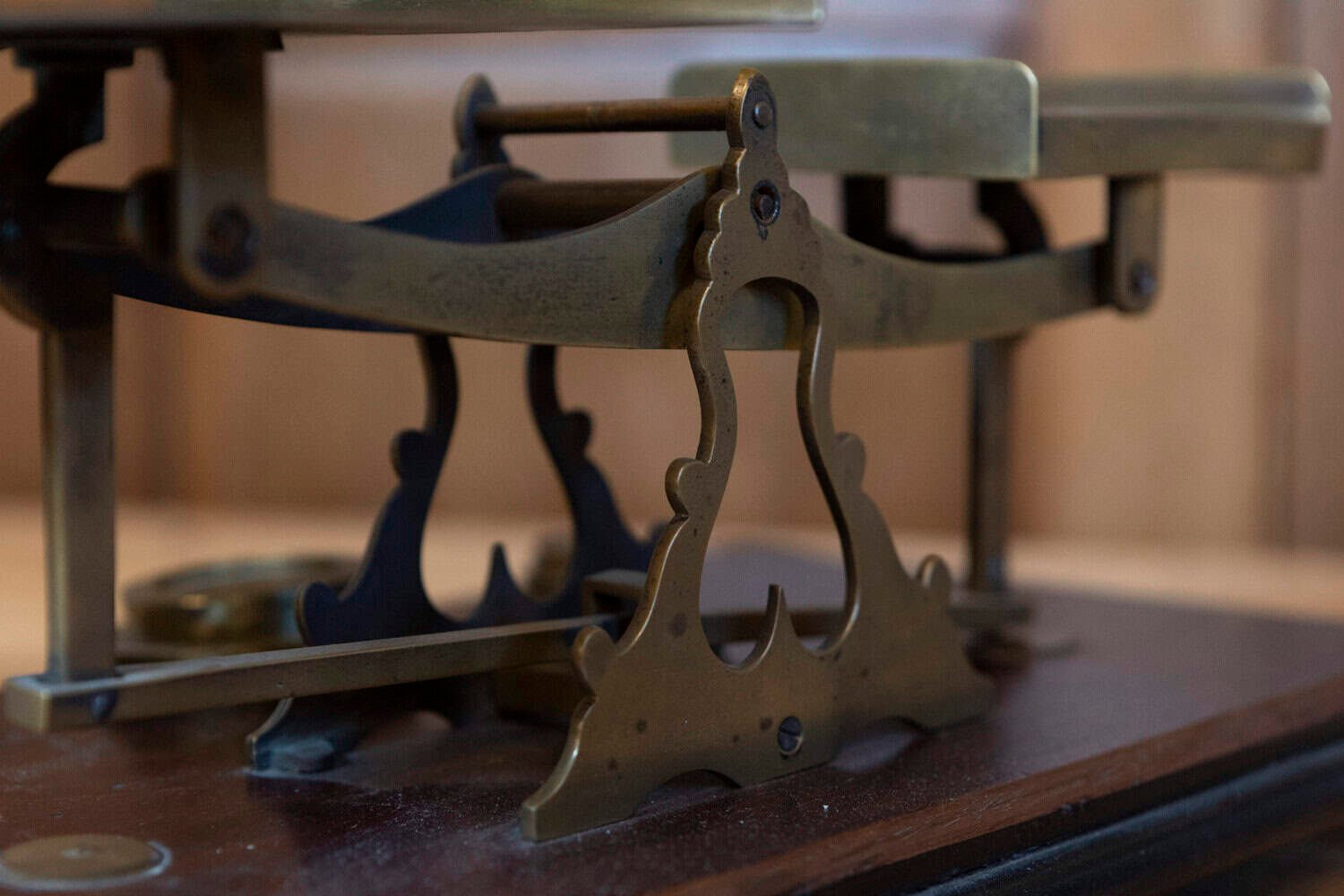 Early 20th Century English Postal Scale - JAA