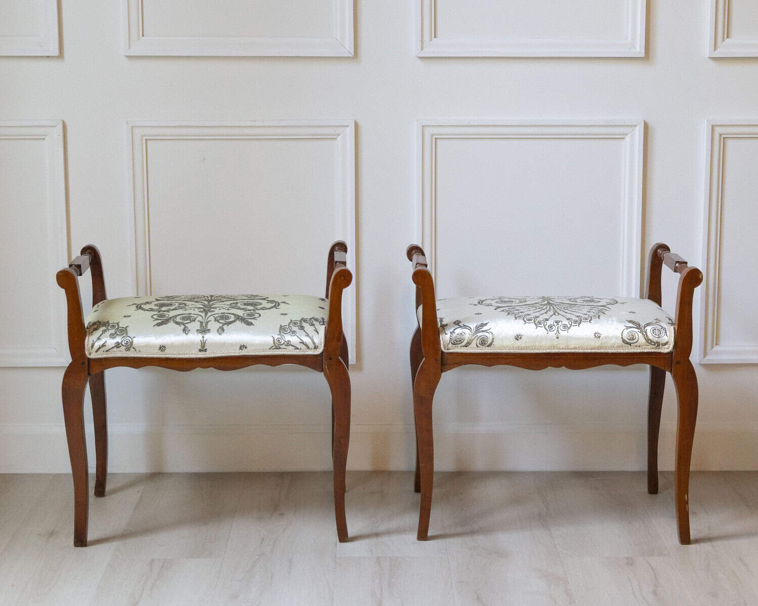 Pair of Italian Cherry Vanity Stools, Napoleon III Period, Mid-19th Century - JAA