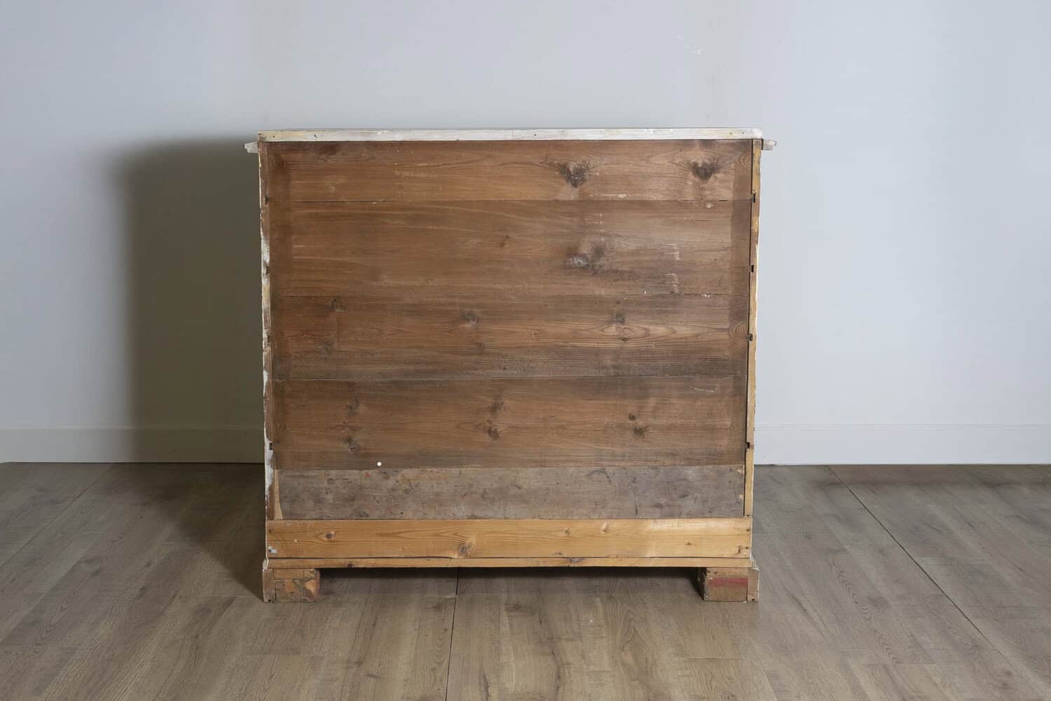 1820s Late Gustavian Period Swedish Buffet with Carved Reeded Diamond Motifs - JAA