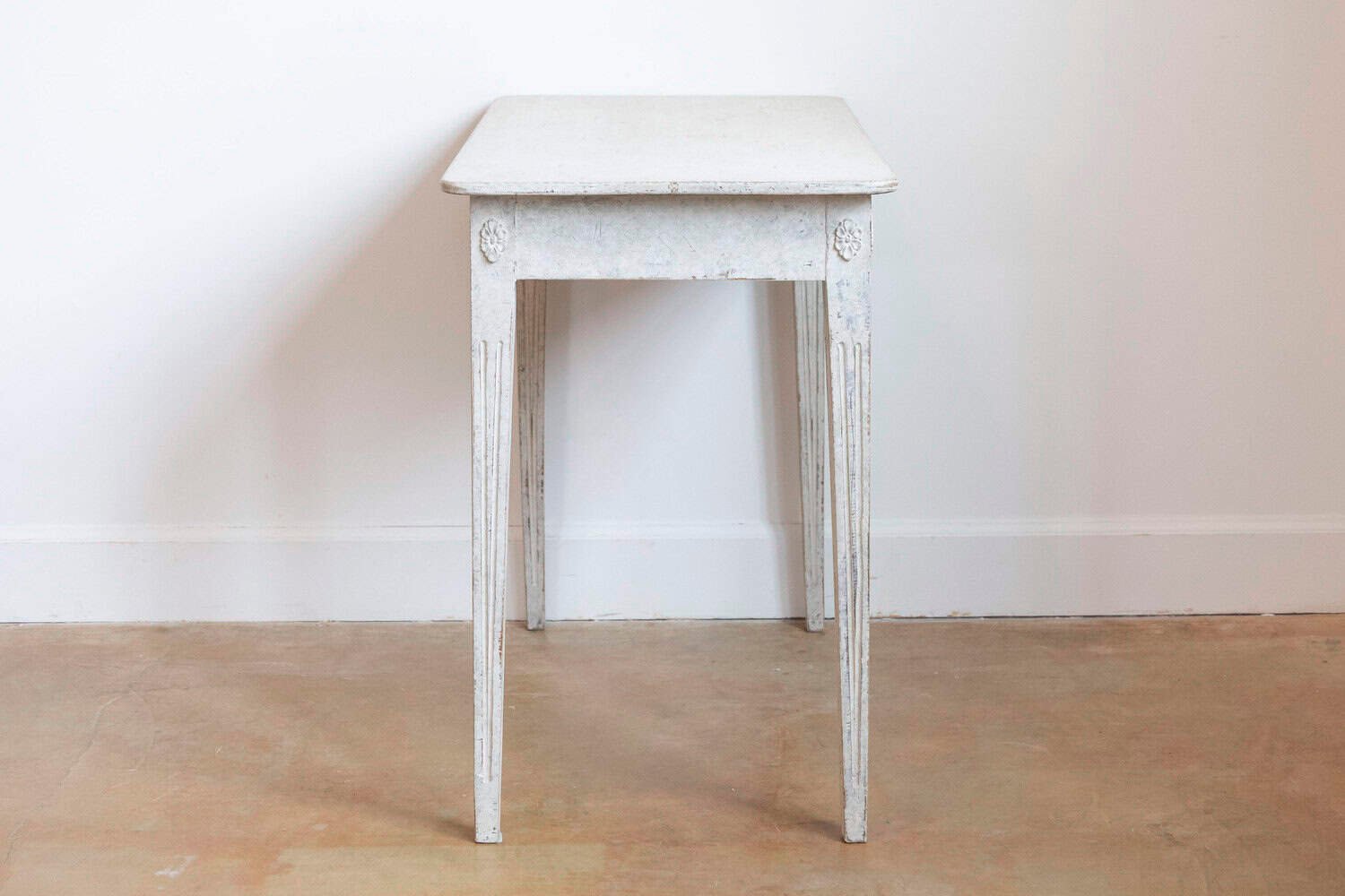 Swedish 1860s Gustavian Style Painted Console Table with Carved Floral Décor - JAA