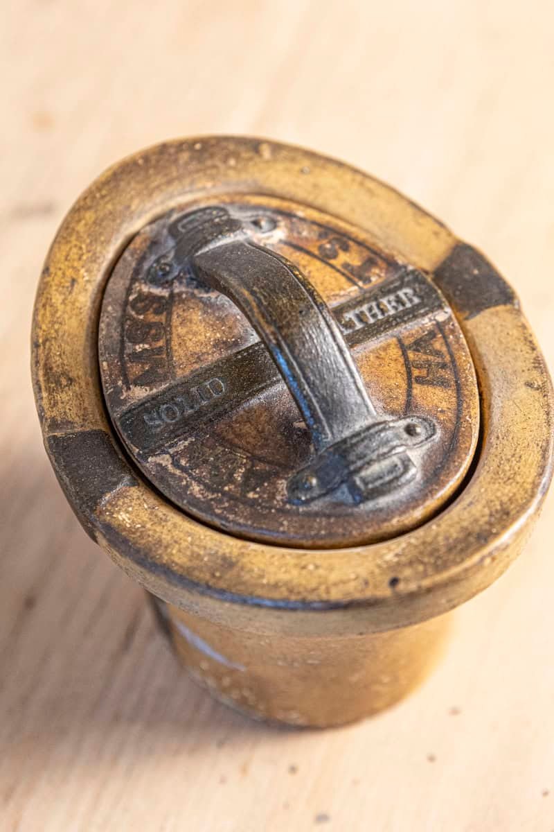 English 19th Century Pottery Container with Hat Box Shape and Petite Lid - JAA