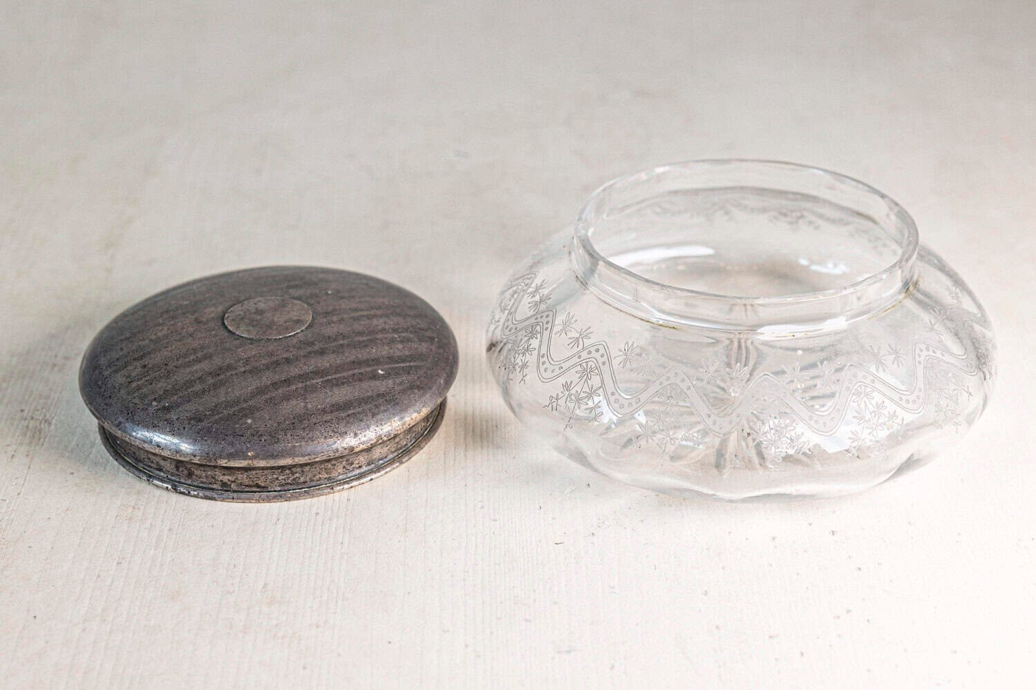 Small English 1920s Glass Vanity Jar with Incised Silver Lid and Etched Design - JAA