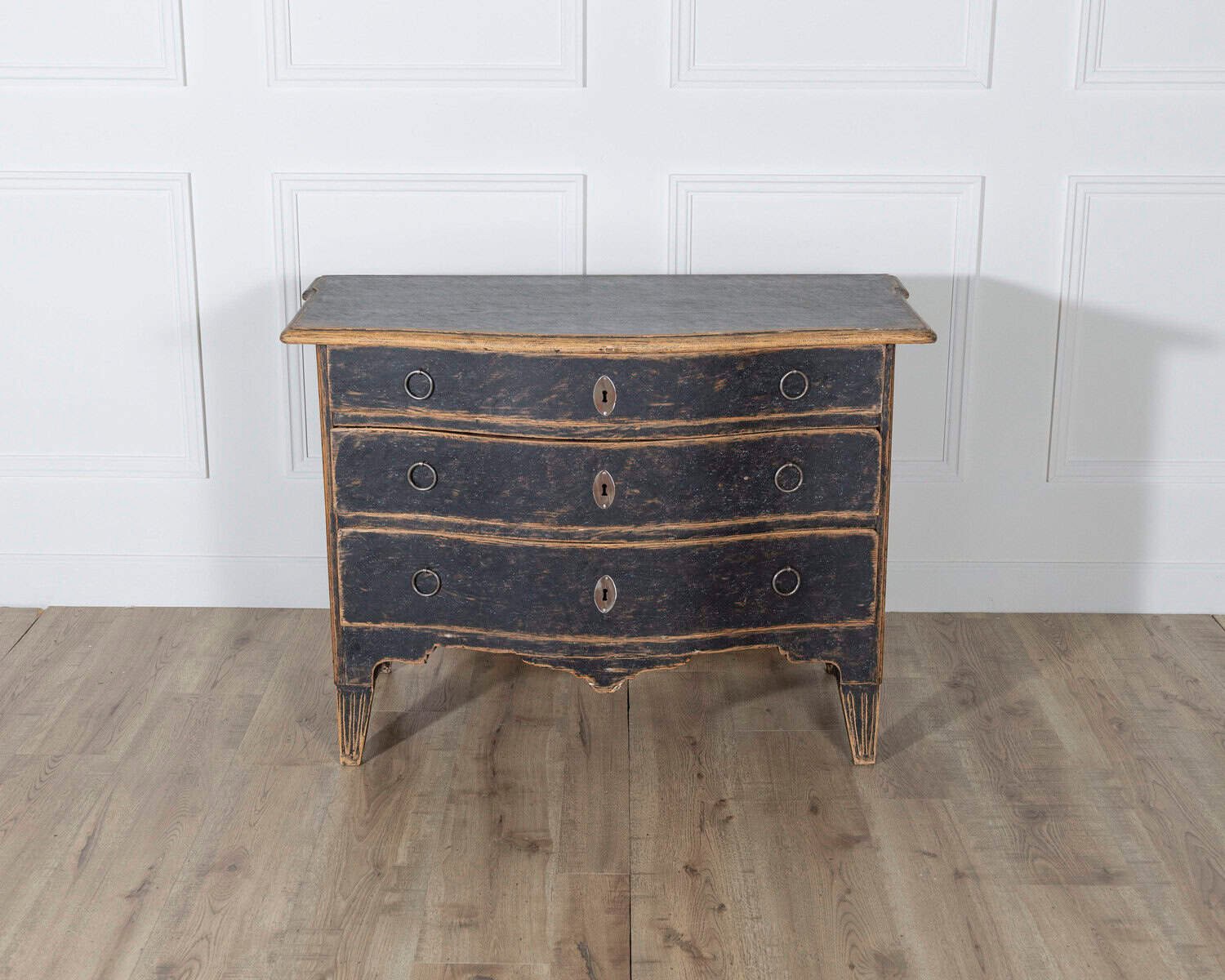 Rococo commode signed Johan Martin Ek, Stockholm, Circa 1770 - JAA