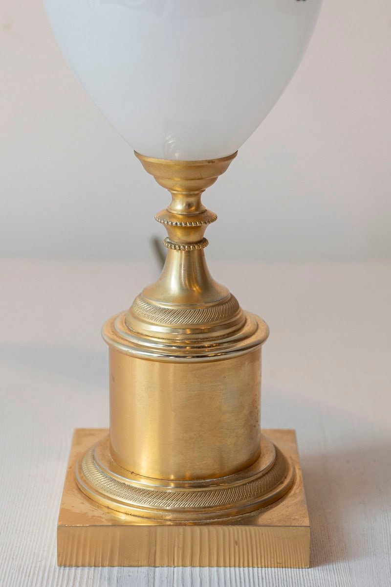 20th Century French White Glass and Gilt Metal Table Lamp with Navy Blue Shade - JAA