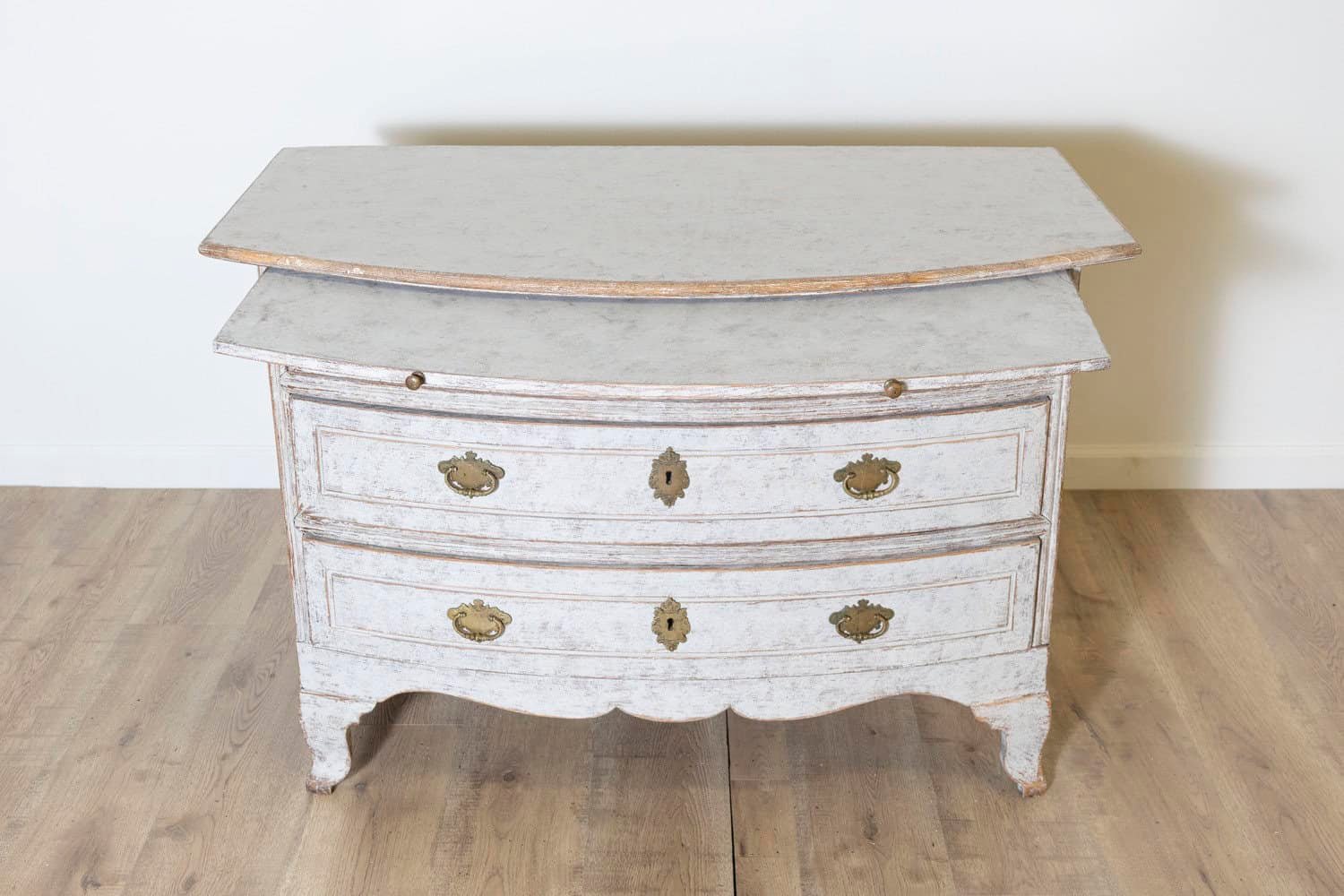 18th Century Swedish Chest of Drawers Circa 1760 - JAA