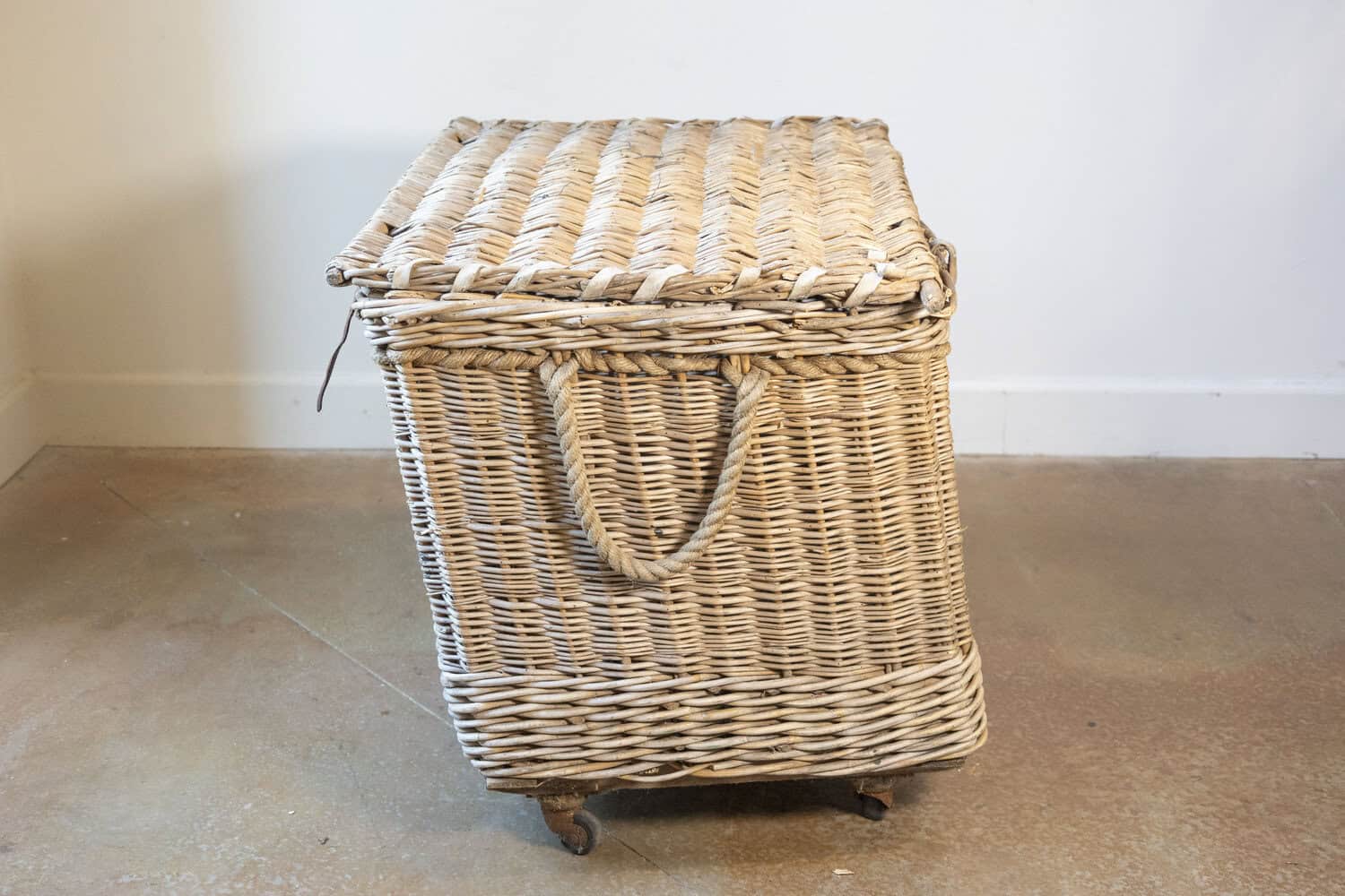 Early 20th Century English Wicker Laundry Basket on Wheels with Stenciled Labeling - JAA