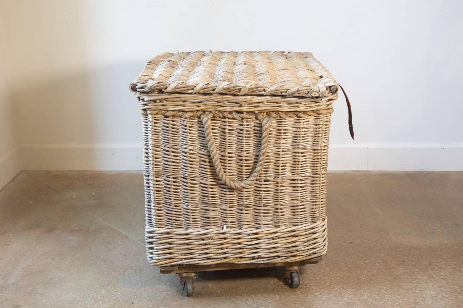 Early 20th Century English Wicker Laundry Basket on Wheels with Stenciled Labeling - JAA