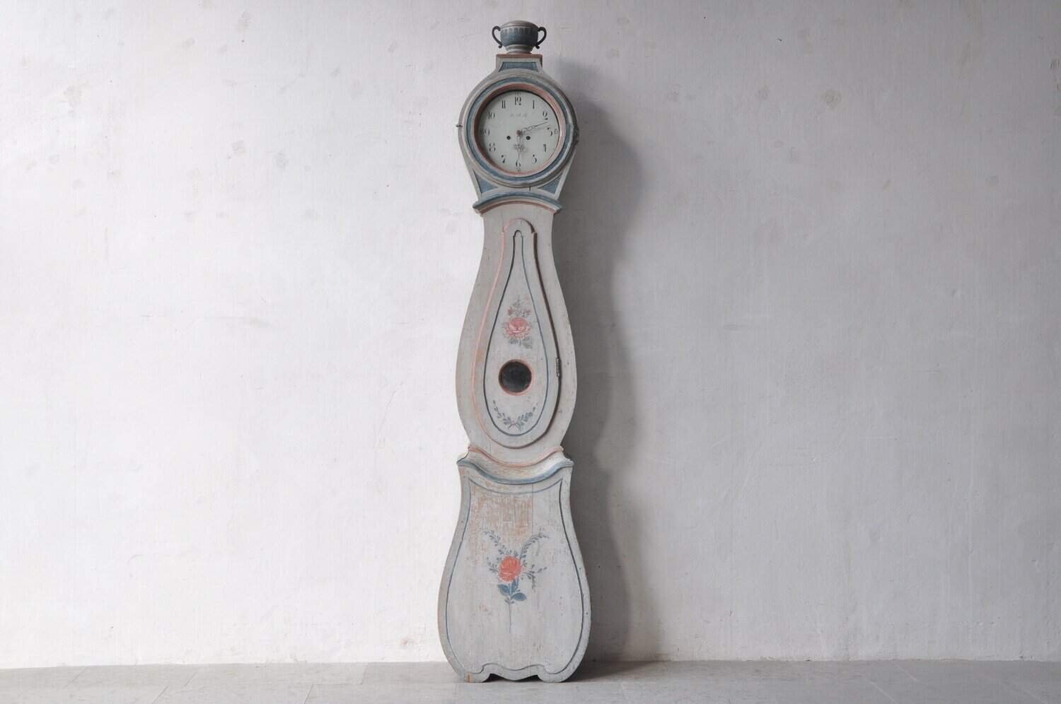 An early 19th century clock from Forsa in Halsingland in original paint - JAA