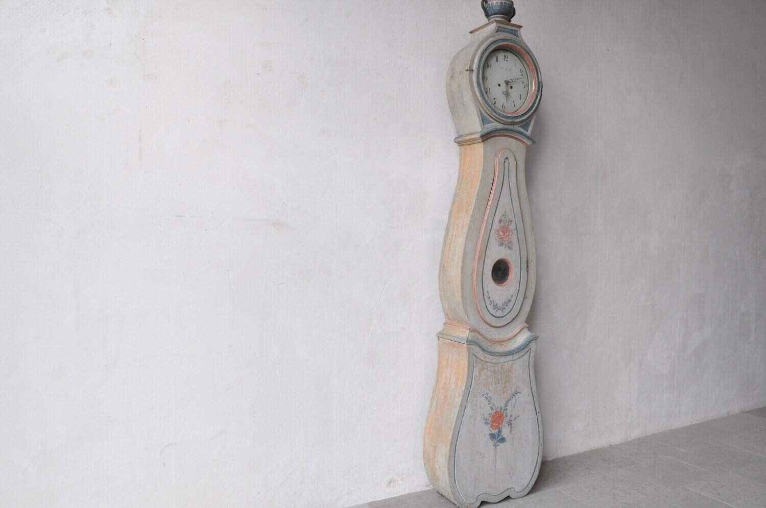 An early 19th century clock from Forsa in Halsingland in original paint - JAA