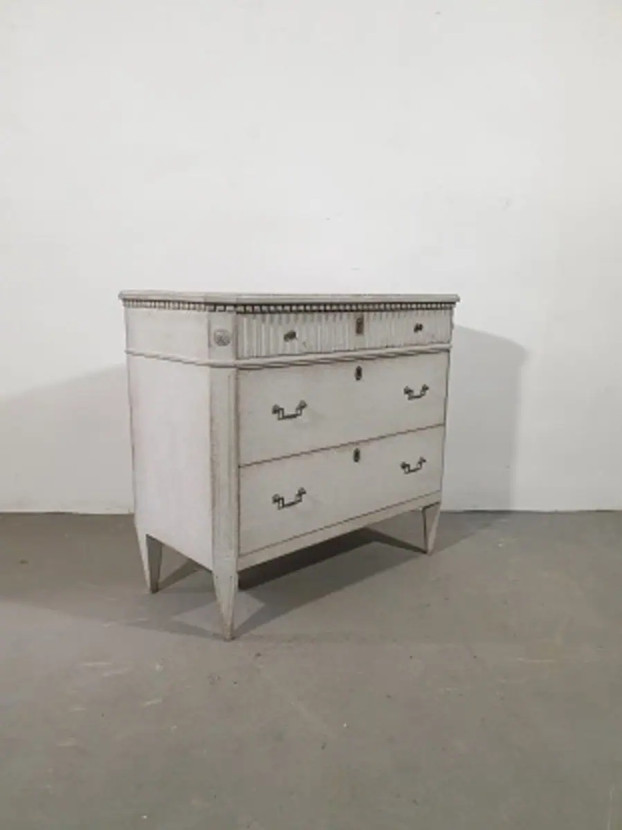 Swedish Gustavian Style 1860s Gray Painted Three-Drawer Chest with Carved Drawer - JAA