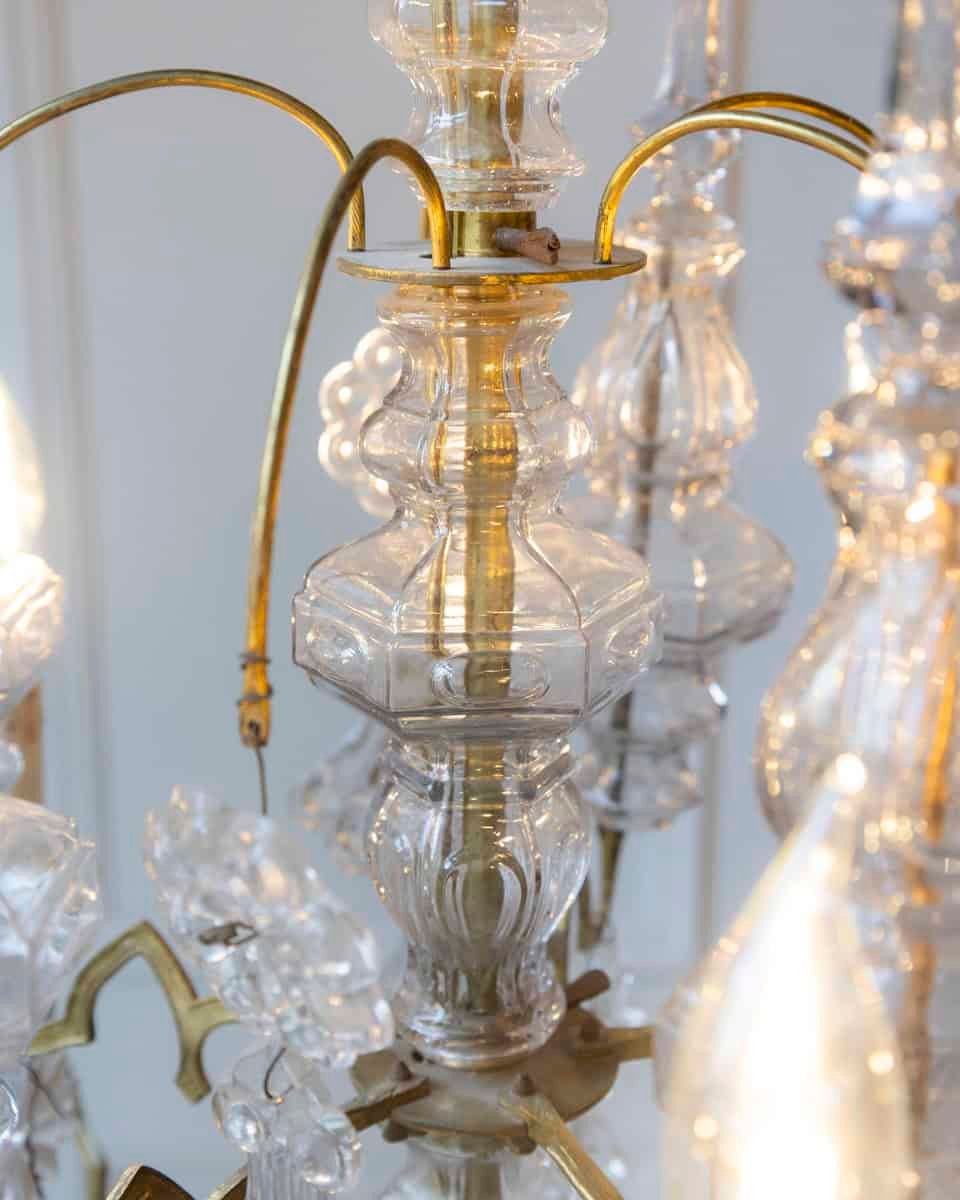 40% OFF. French 1900s Belle Époque Brass and Crystal 10-Light Chandelier with Pendeloques - JAA
