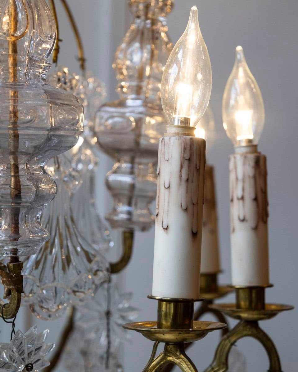 40% OFF. French 1900s Belle Époque Brass and Crystal 10-Light Chandelier with Pendeloques - JAA