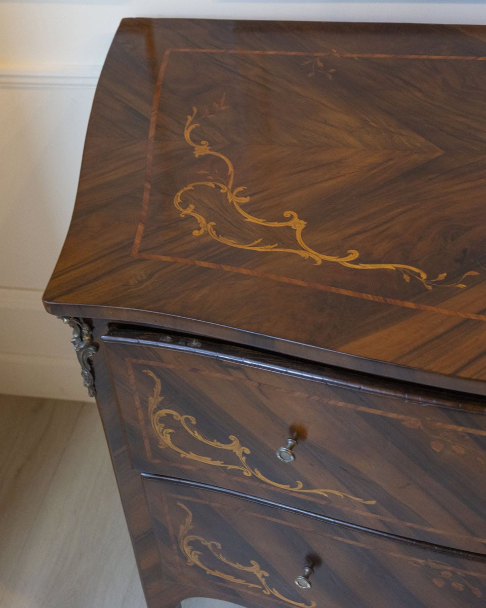 ON HOLD - Pair of 18th-Century Lombard Marquetry Commodes in Walnut and Bois de Rose - JAA