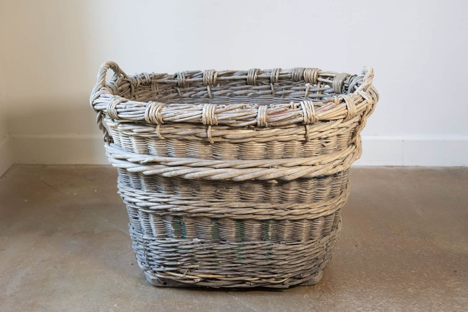 Early 20th Century French Wicker Grape Harvesting Basket - JAA