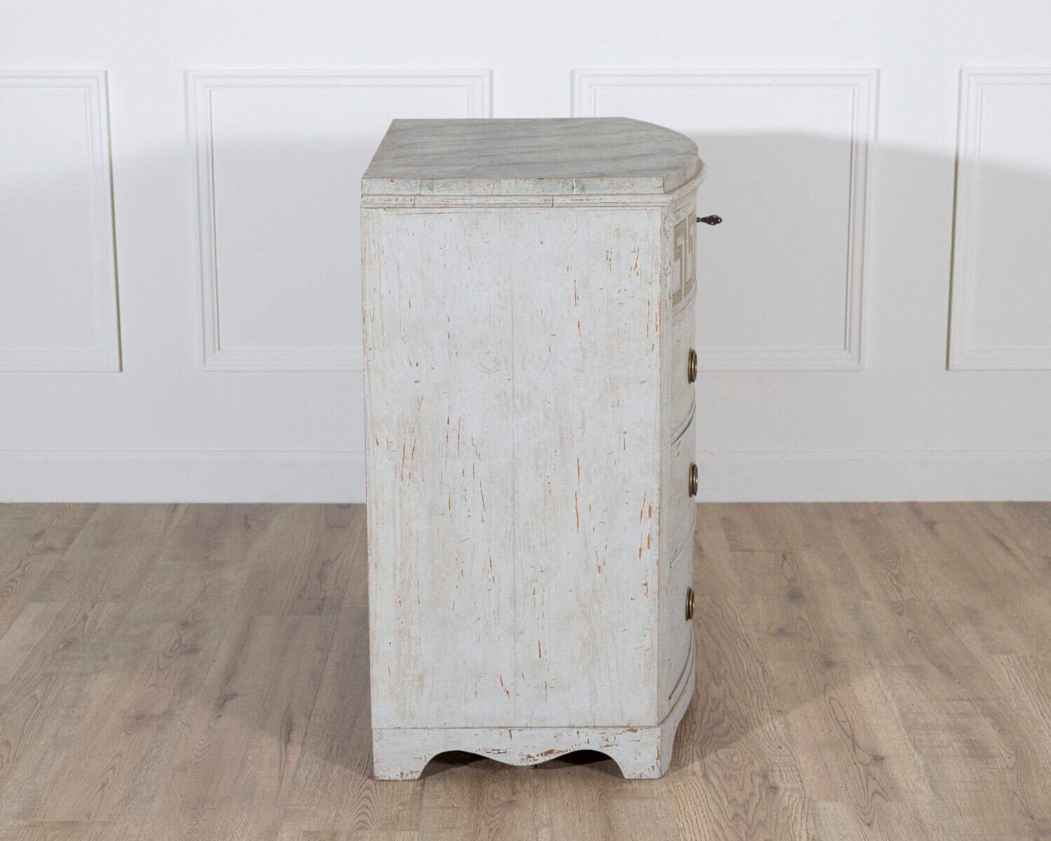Swedish Gustavian Painted Chest of Drawers with Decorative Livery, Circa 1840 - JAA