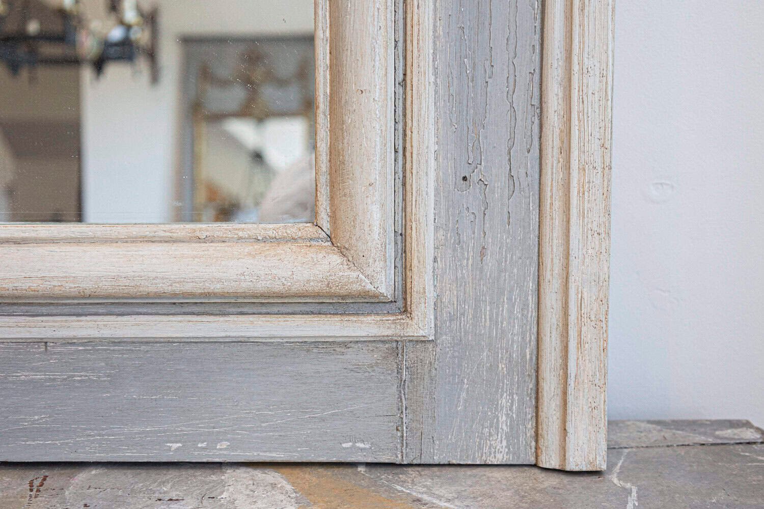 Pair of French Louis XV Style 1890s Painted Wood Horizontal Shell-Carved Mirrors - JAA