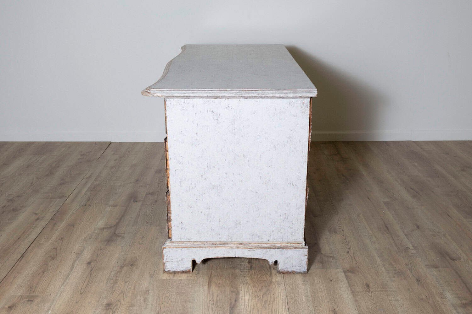 18th Century Swedish Chest of Drawers Circa 1790 - JAA