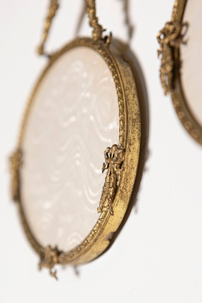 Pair of 19th Century Hanging Picture Frames - JAA