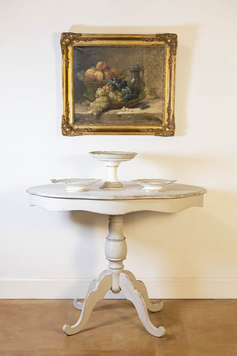 Swedish 1860s Painted Oval Pedestal Table with Carved Apron and Quadripod Base - JAA