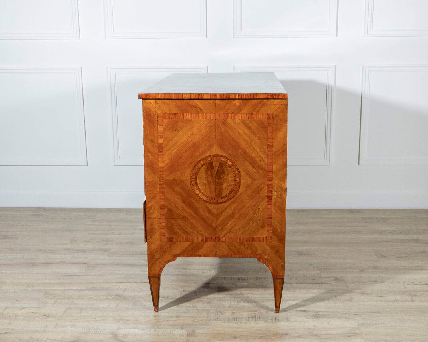 Italian Louis XVI Lombard Chest of Drawers in Cherry and Marquetry, Late 18th Century - JAA