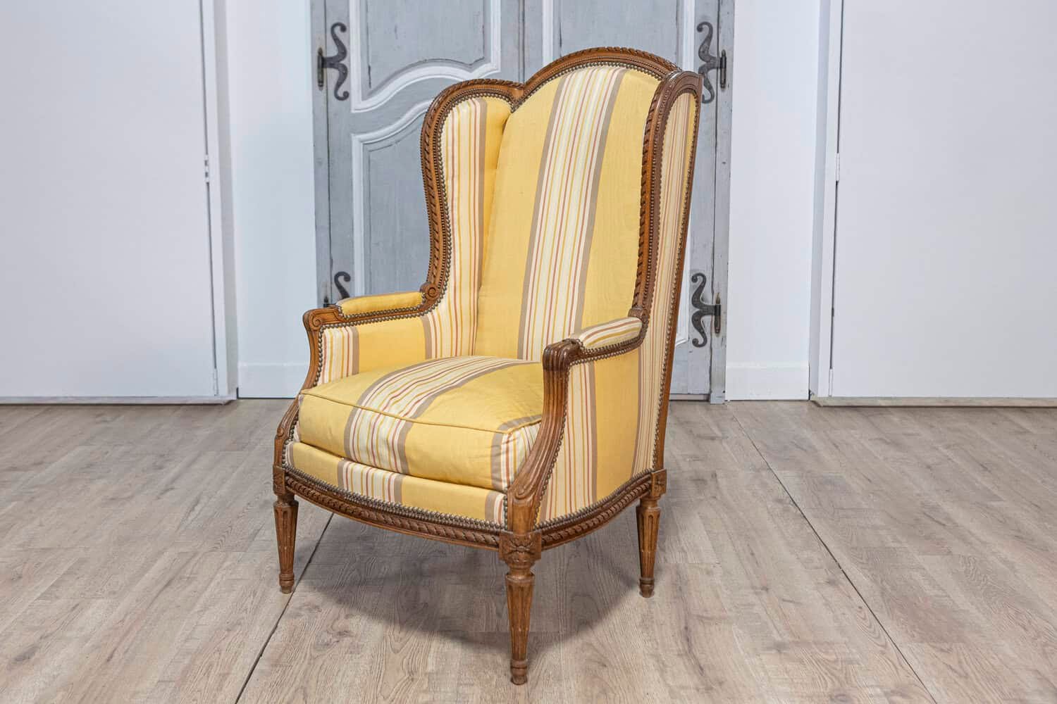 20th Century French Louis XVI Style Bergere - JAA