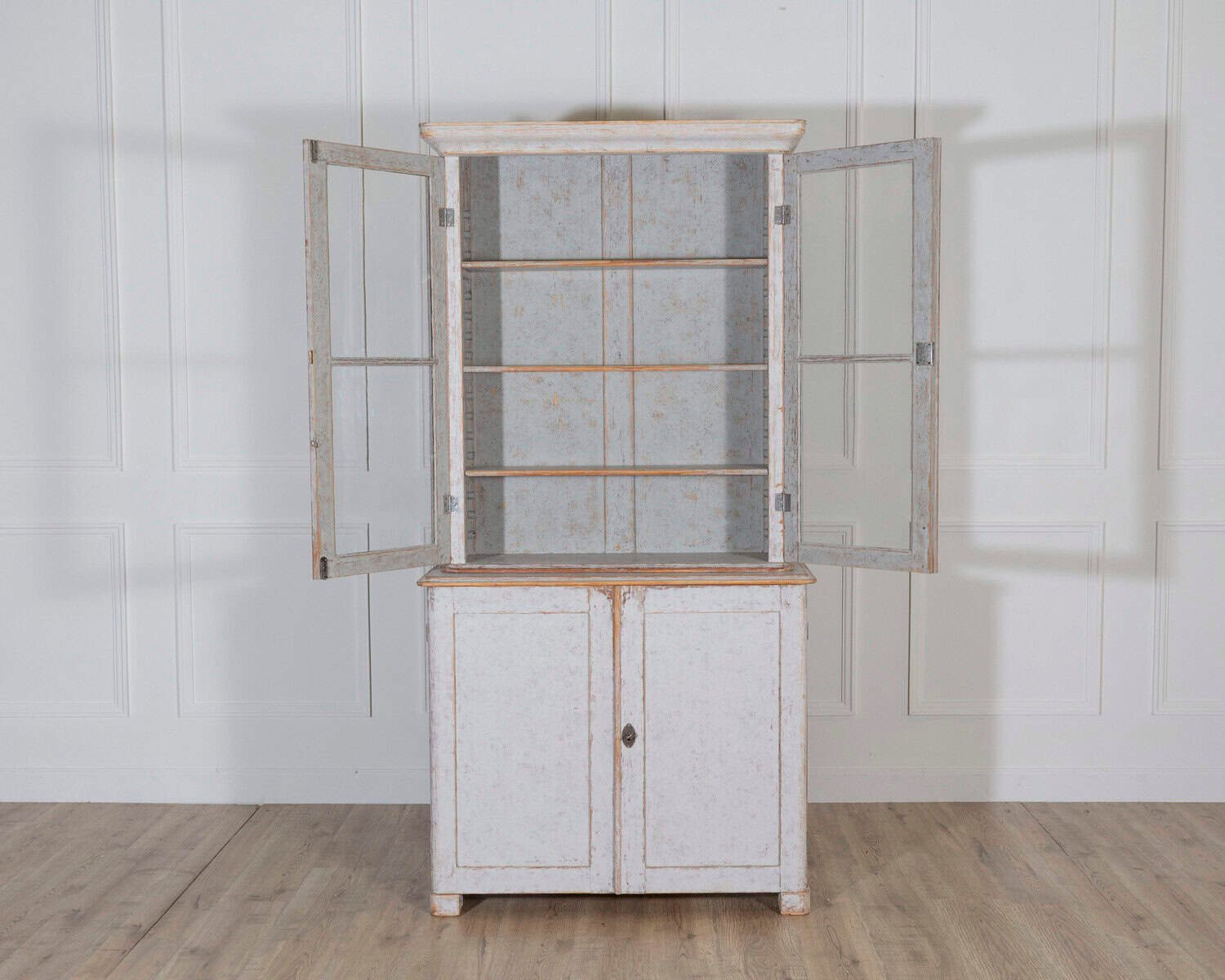 Swedish Late 19th Century Painted Bookcase with Glass Doors - JAA
