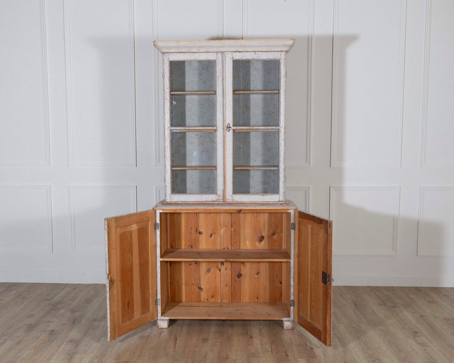 Swedish Late 19th Century Painted Bookcase with Glass Doors - JAA