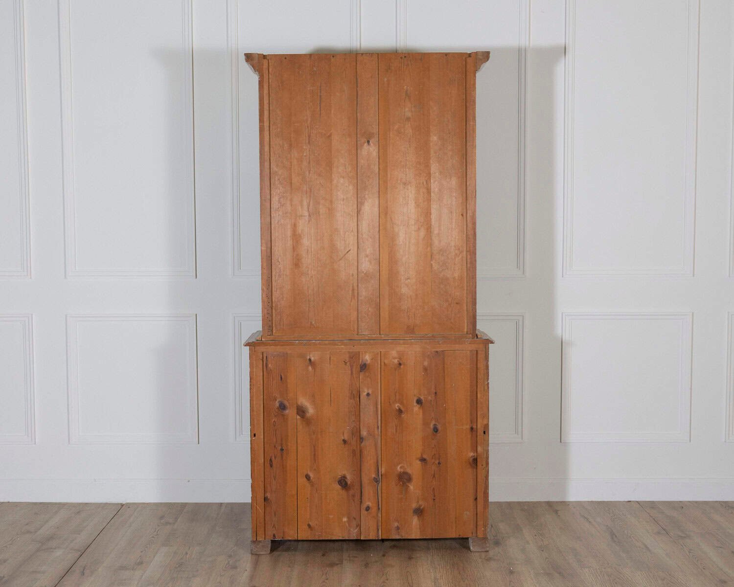Swedish Late 19th Century Painted Bookcase with Glass Doors - JAA