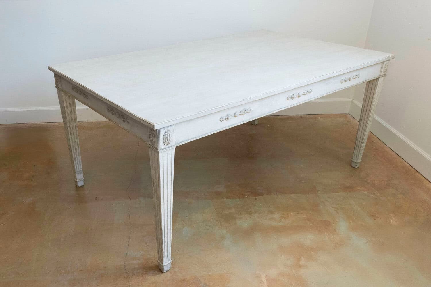 Swedish 1900 Gustavian Style Dining Table with Carved Apron and Fluted Legs - JAA