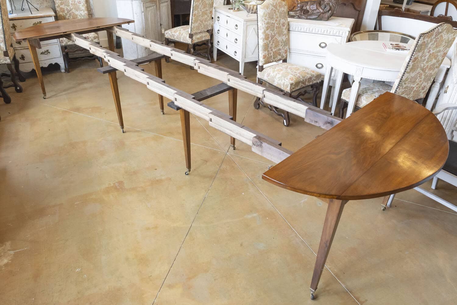 20th Century French Dining Table - JAA