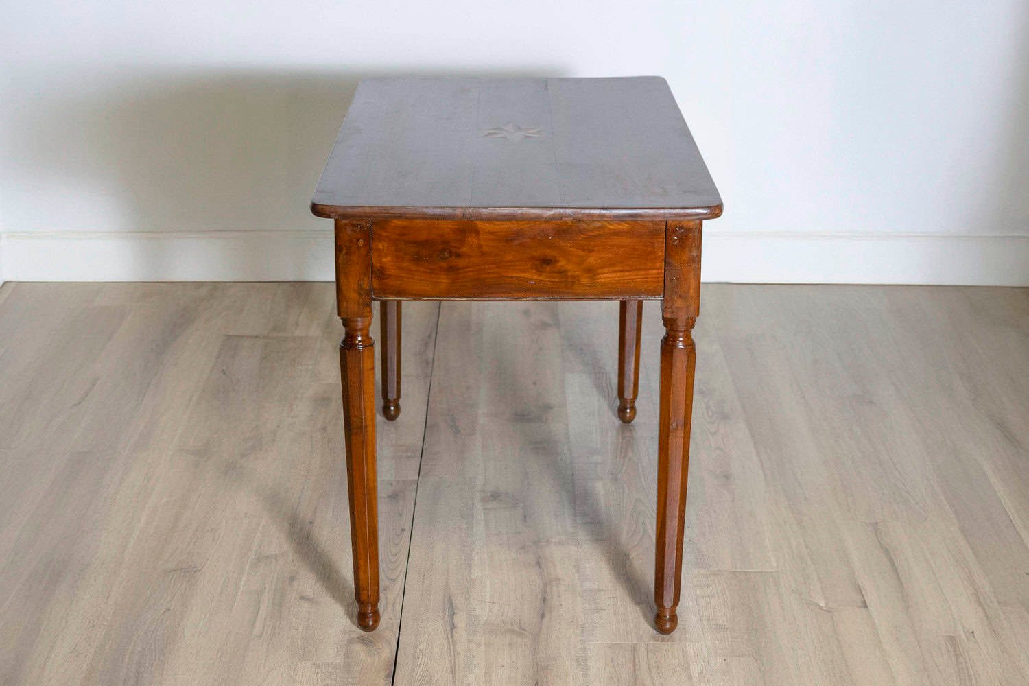Italian 1890s Walnut Side Table with Elm Marquetry Star, Drawer and Turned Legs - JAA