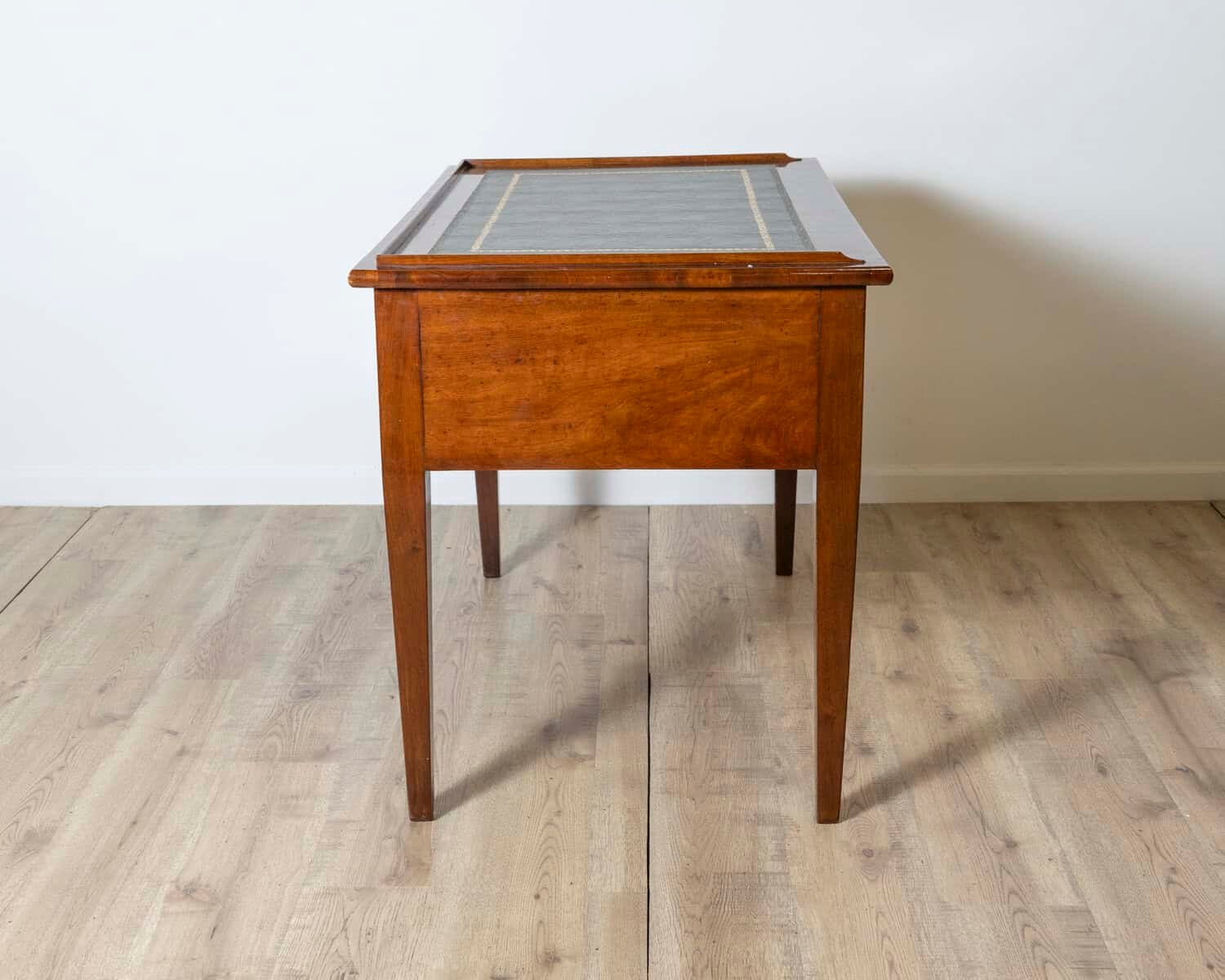 Antique Directoire Table Writing Desk In Walnut - Italy 19th - JAA