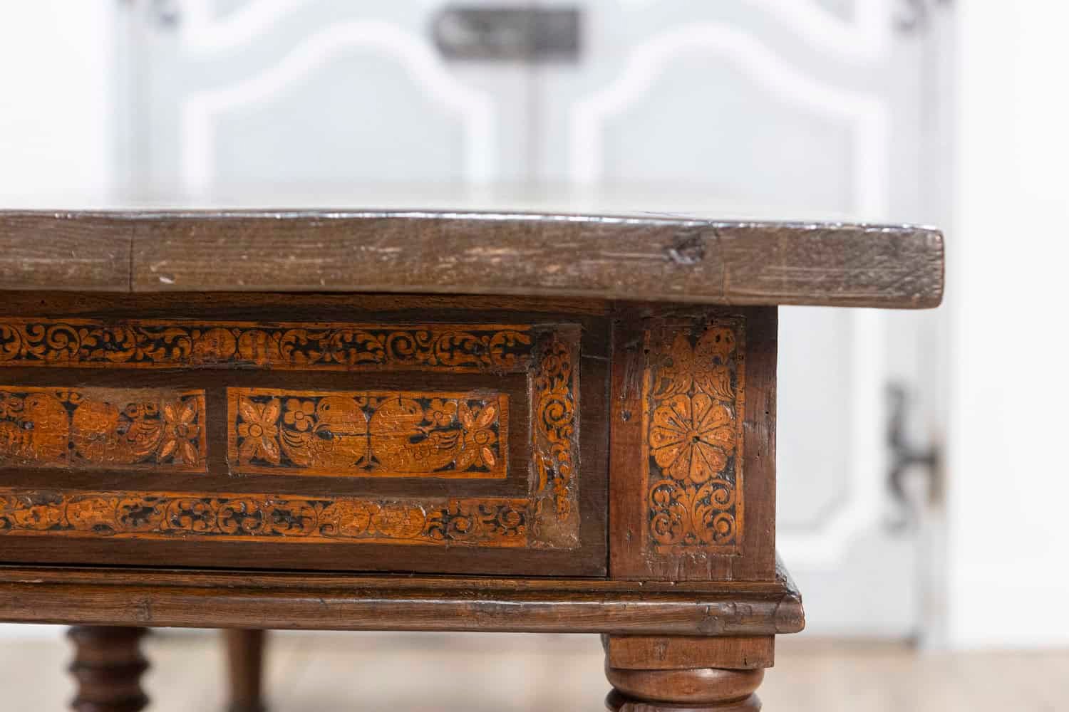 Italian Baroque Period Walnut and Ash 1690s Refectory Table with Turned Legs - JAA