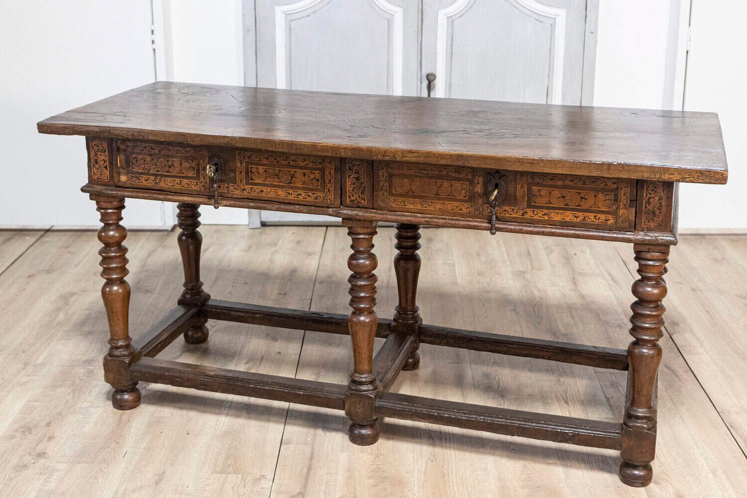 Italian Baroque Period Walnut and Ash 1690s Refectory Table with Turned Legs - JAA