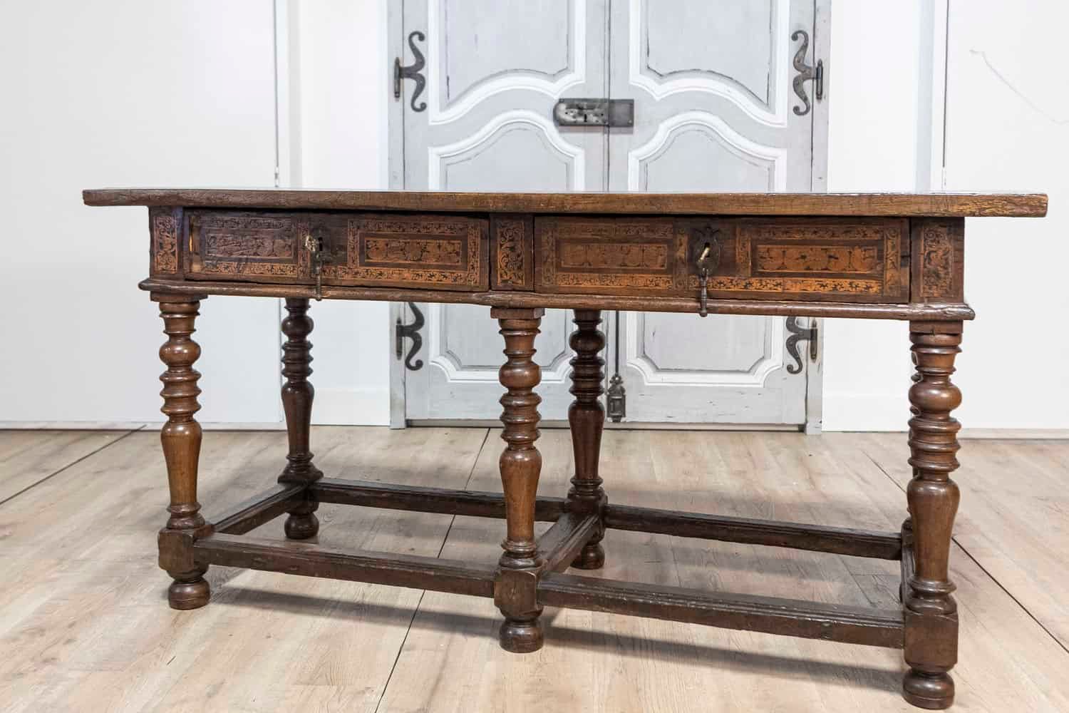 Italian Baroque Period Walnut and Ash 1690s Refectory Table with Turned Legs - JAA