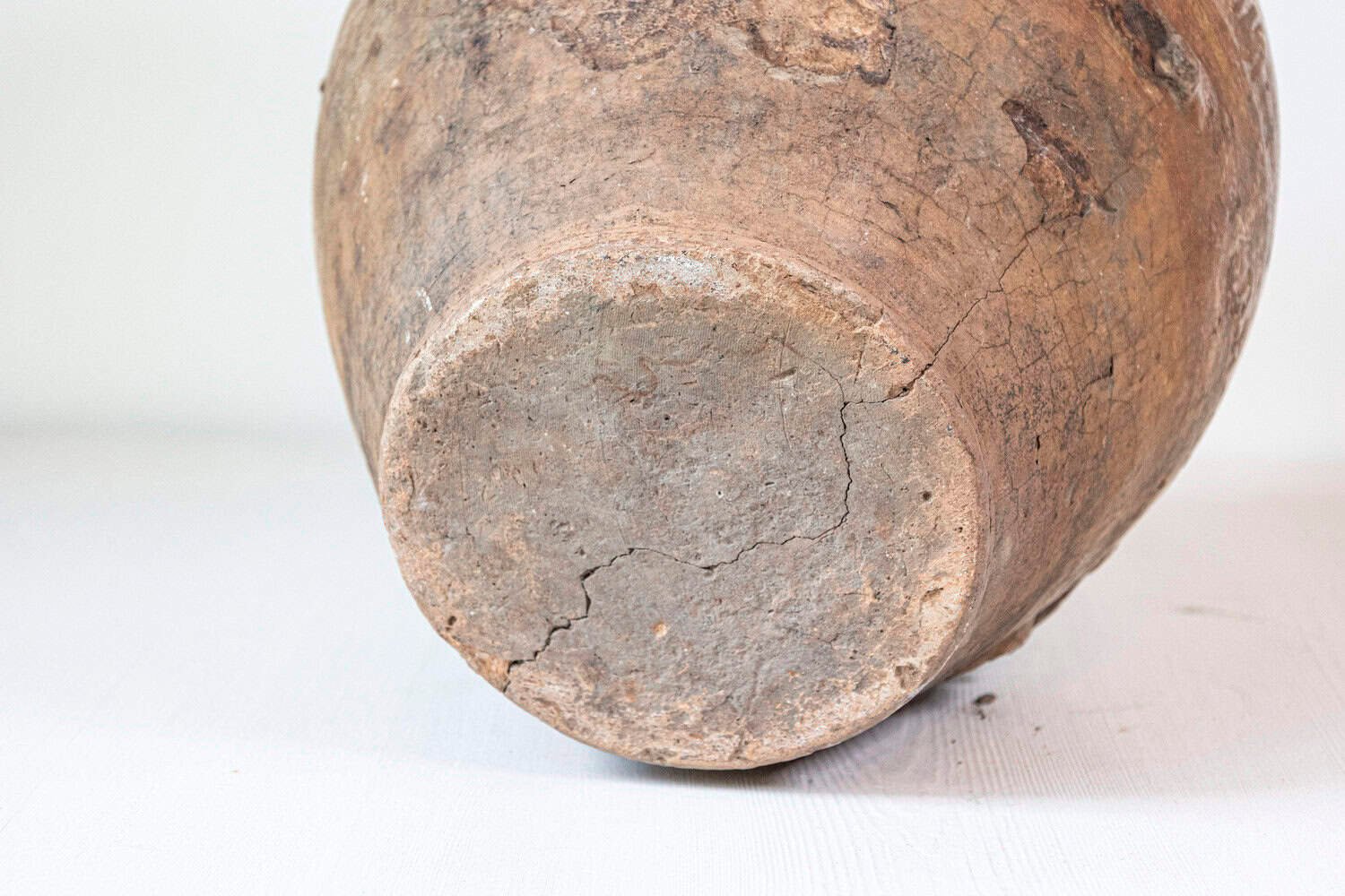 Italian 17th Century Terracotta Olive Oil Jar with Yellow Glazed Spiraling Décor - JAA