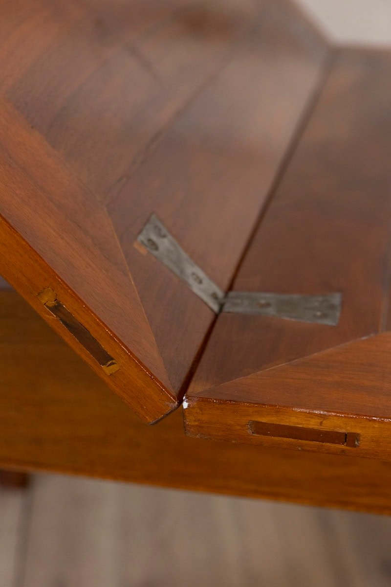 Italian Early 19th Century Walnut Folding Table with Tapered Legs - JAA