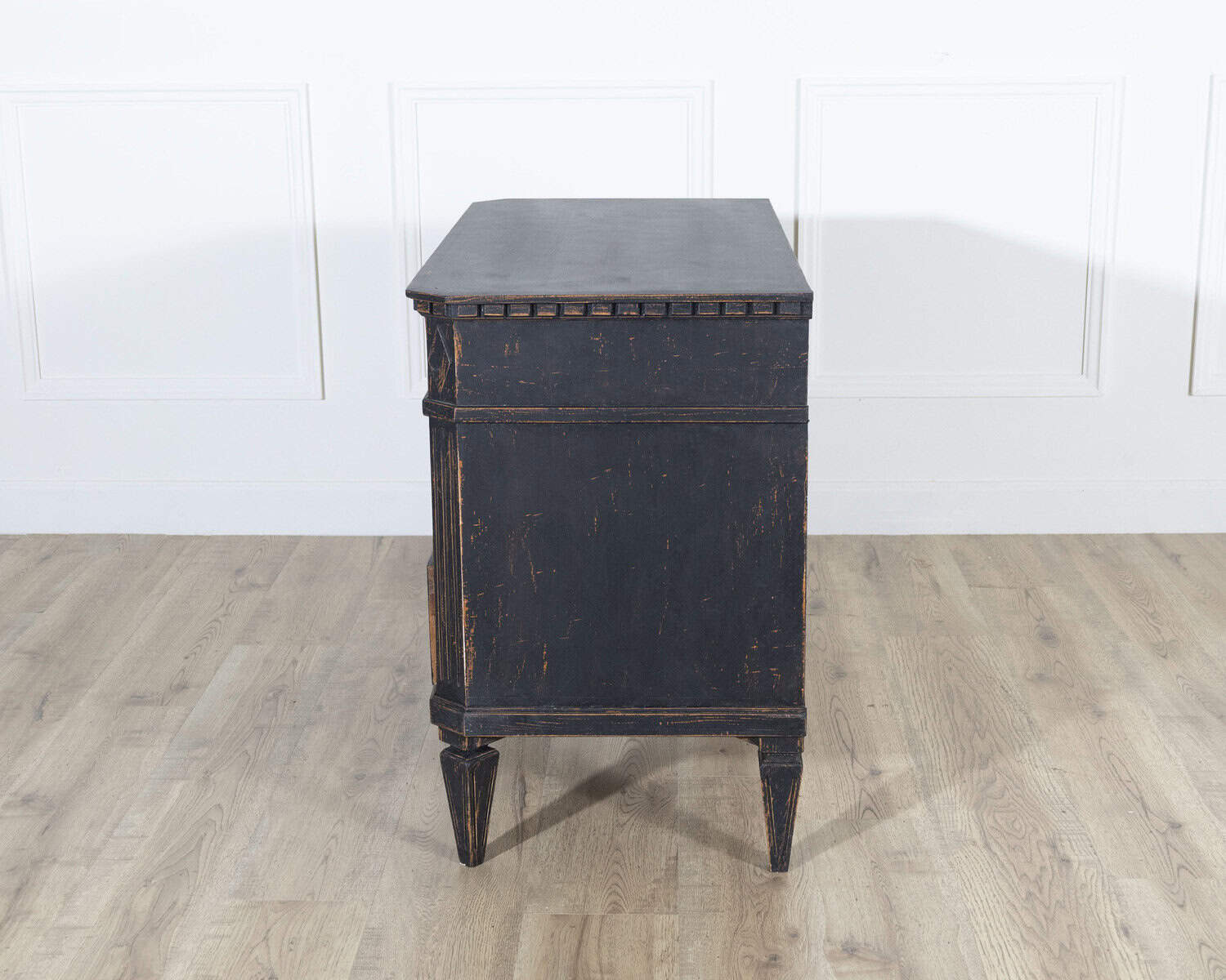 Pair of Swedish Black-Painted Commodes with Brass Hardware, 20th Century - JAA