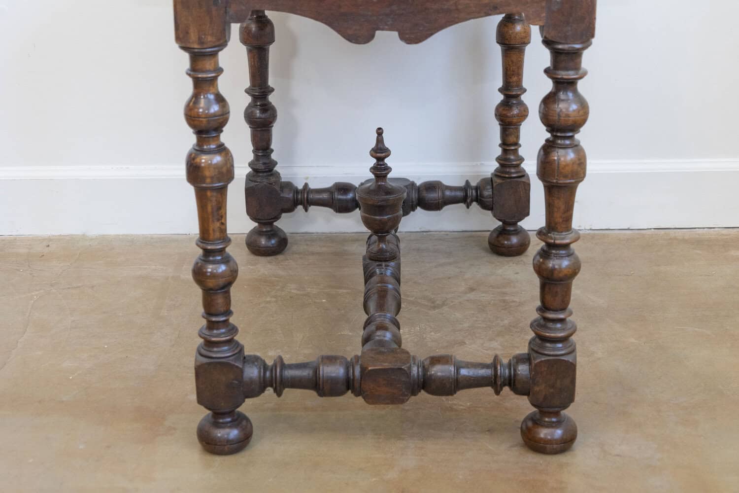 French Louis XIII Period Walnut Side Table with Baluster Legs and Carved Finial - JAA