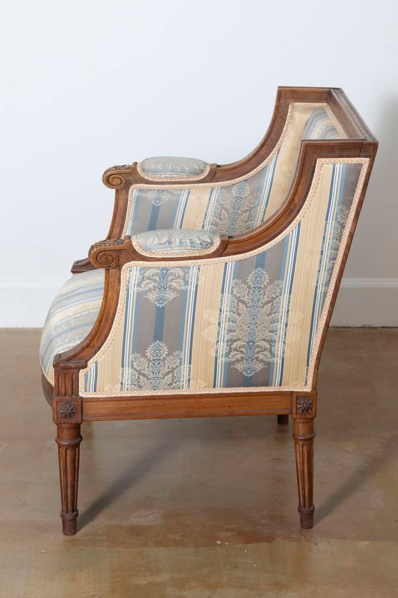 19th Century French Duchesse Brisse - JAA