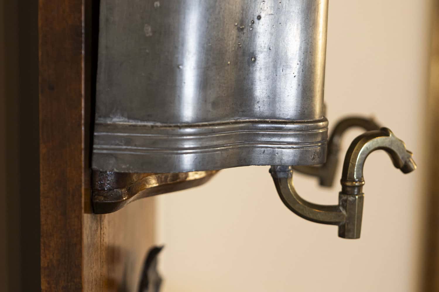 French Late 18th Century Louis XV Pewter Lavabo Mounted on Walnut Stand - JAA