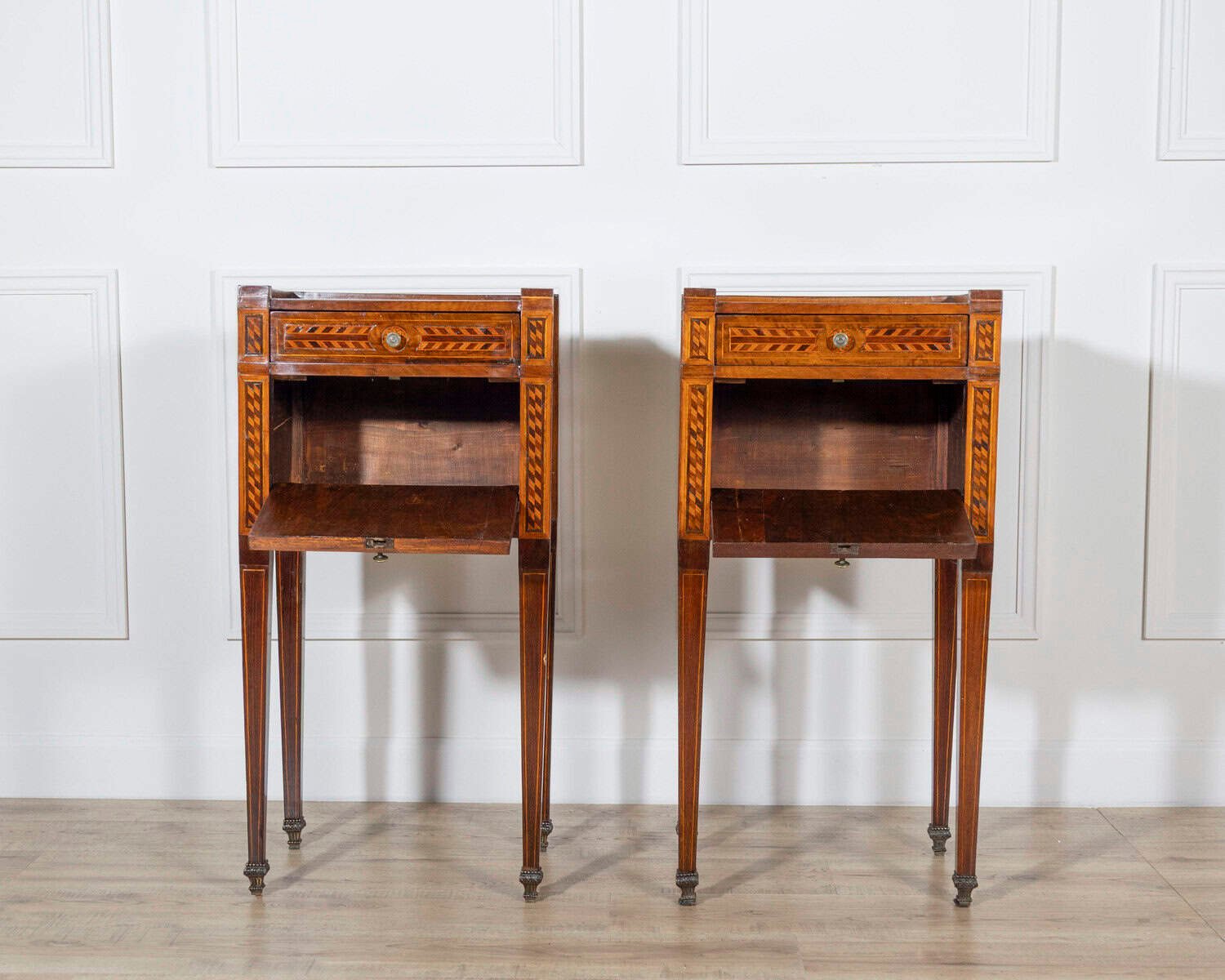 Second Half Of The 18th Century Inlayed And Veneered Neoclassic Bedside Tables - JAA