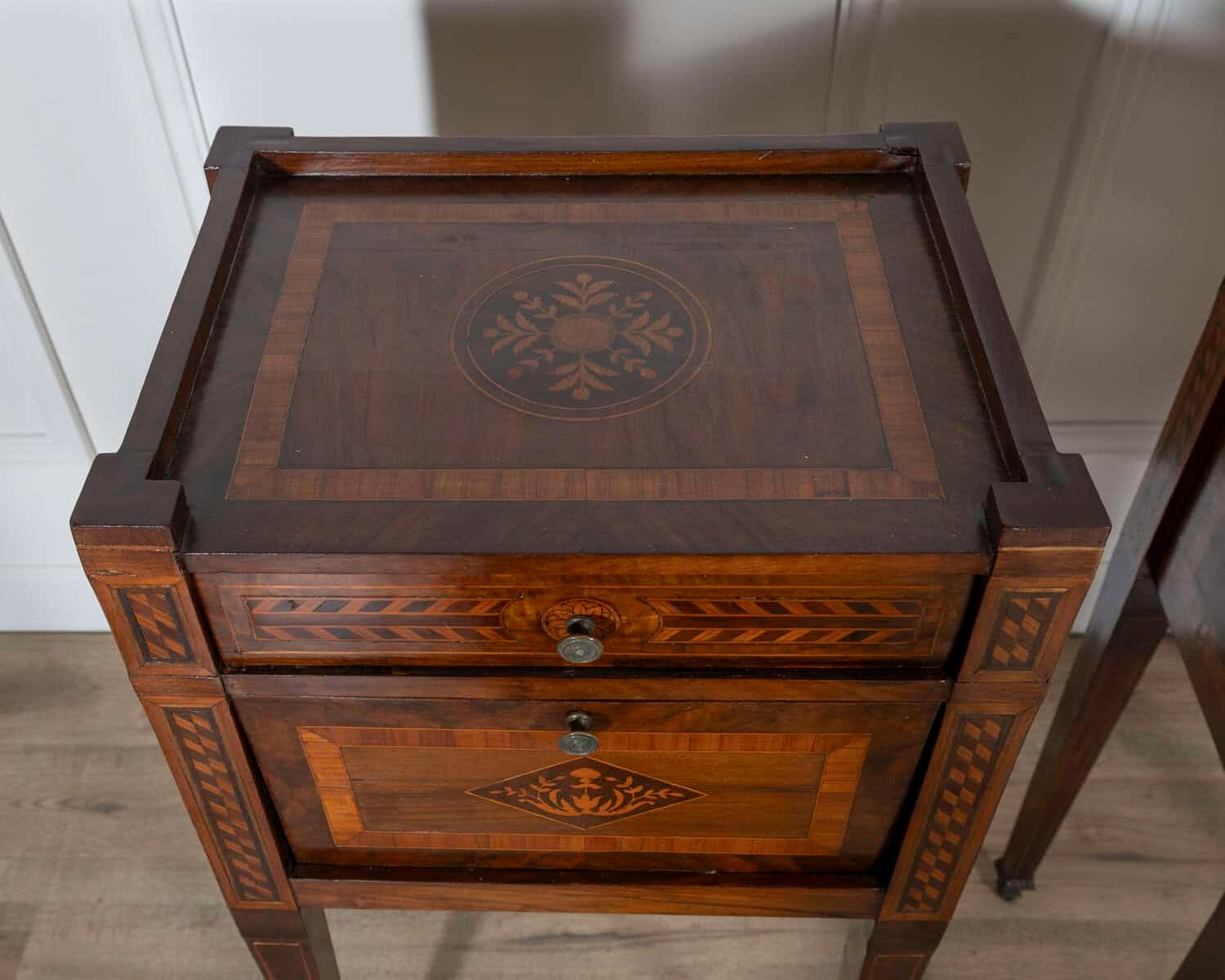 Second Half Of The 18th Century Inlayed And Veneered Neoclassic Bedside Tables - JAA