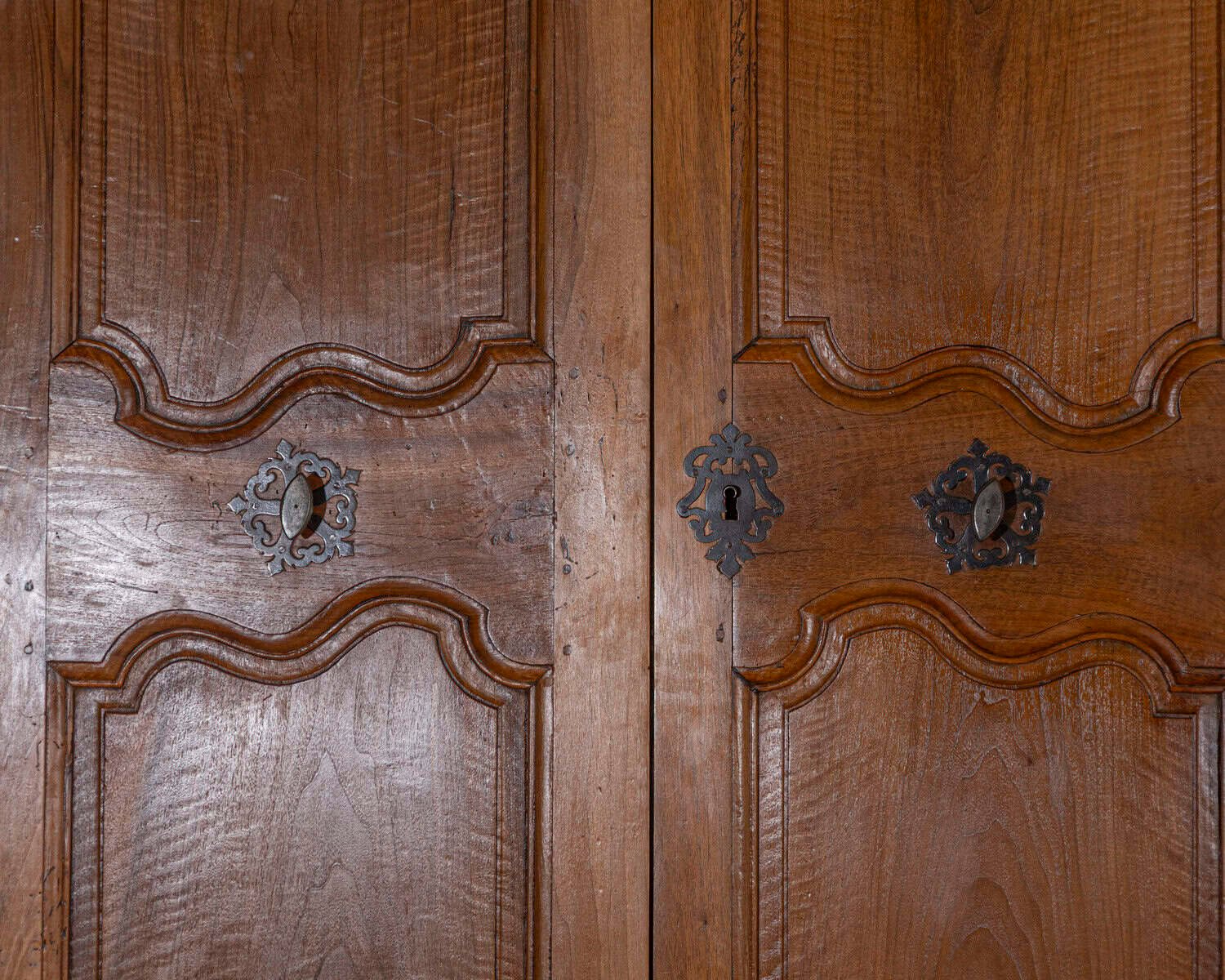 Two Pairs of 18th-Century French Walnut Communication Doors - JAA